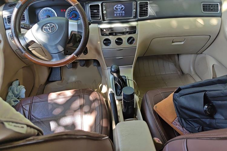 Used Toyota Corolla EX 2013 1.6L Manual Excellence Edition Center Console