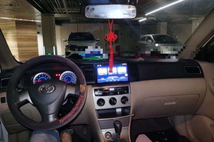 Used Toyota Corolla EX 2013 1.6L Automatic Excellence Edition Center Console