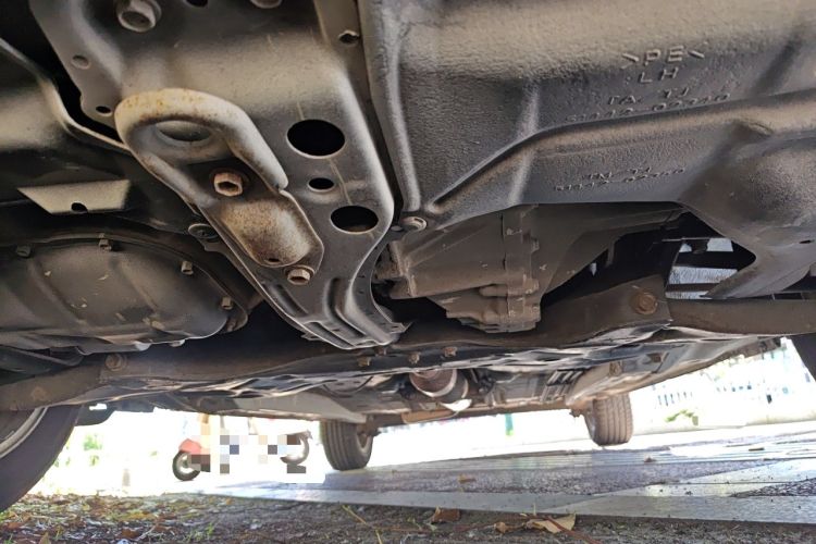Used Toyota Corolla EX 2013 1.6L Manual Excellence Edition Chassis Front