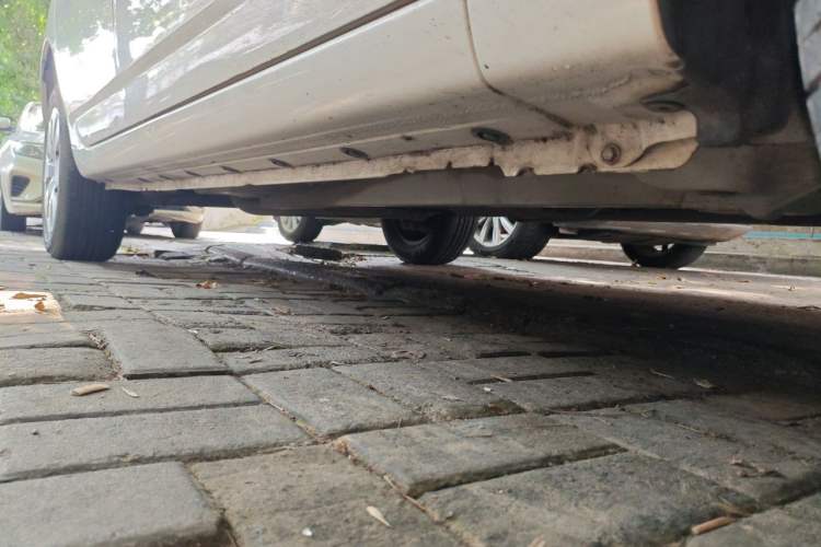Used Toyota Corolla EX 2013 1.6L Manual Excellence Edition Chassis Front Right