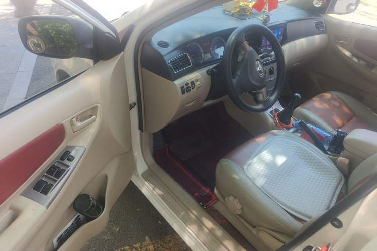 Used Toyota Corolla EX 2013 1.6L Manual Luxury Edition Driver Seat