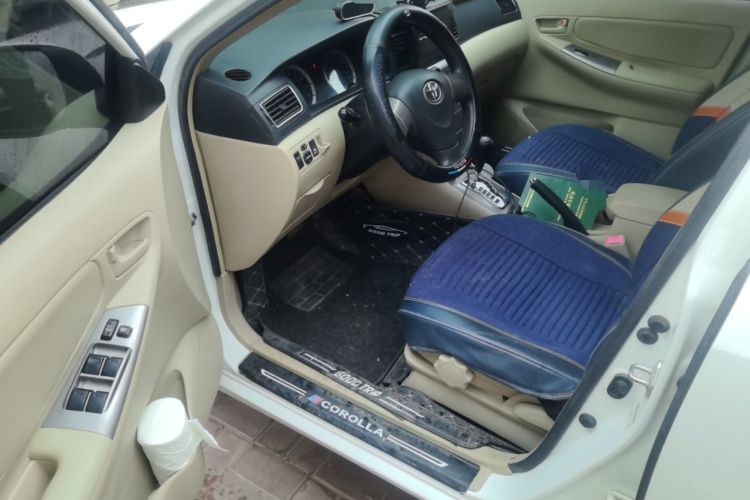 Used Toyota Corolla EX 2013 1.6L Automatic Luxury Edition Driver Seat