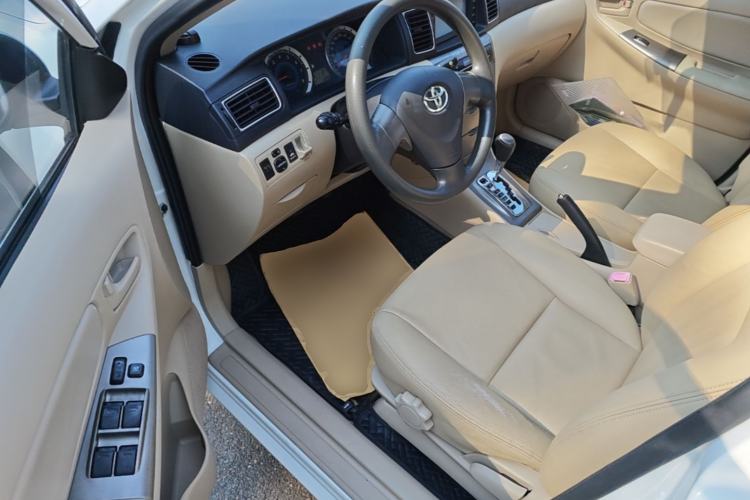 Used Toyota Corolla EX 2013 1.6L Automatic Excellence Edition Driver Seat
