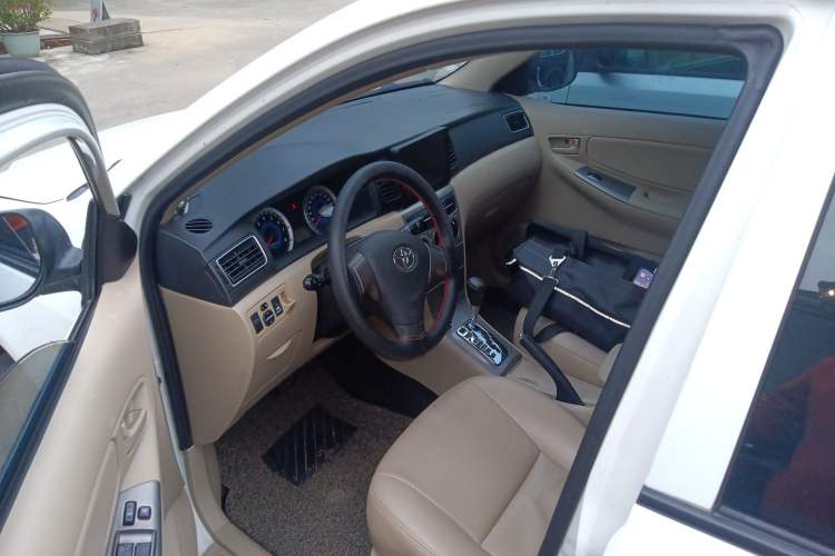 Used Toyota Corolla EX 2013 1.6L Automatic Excellence Edition Driver Seat