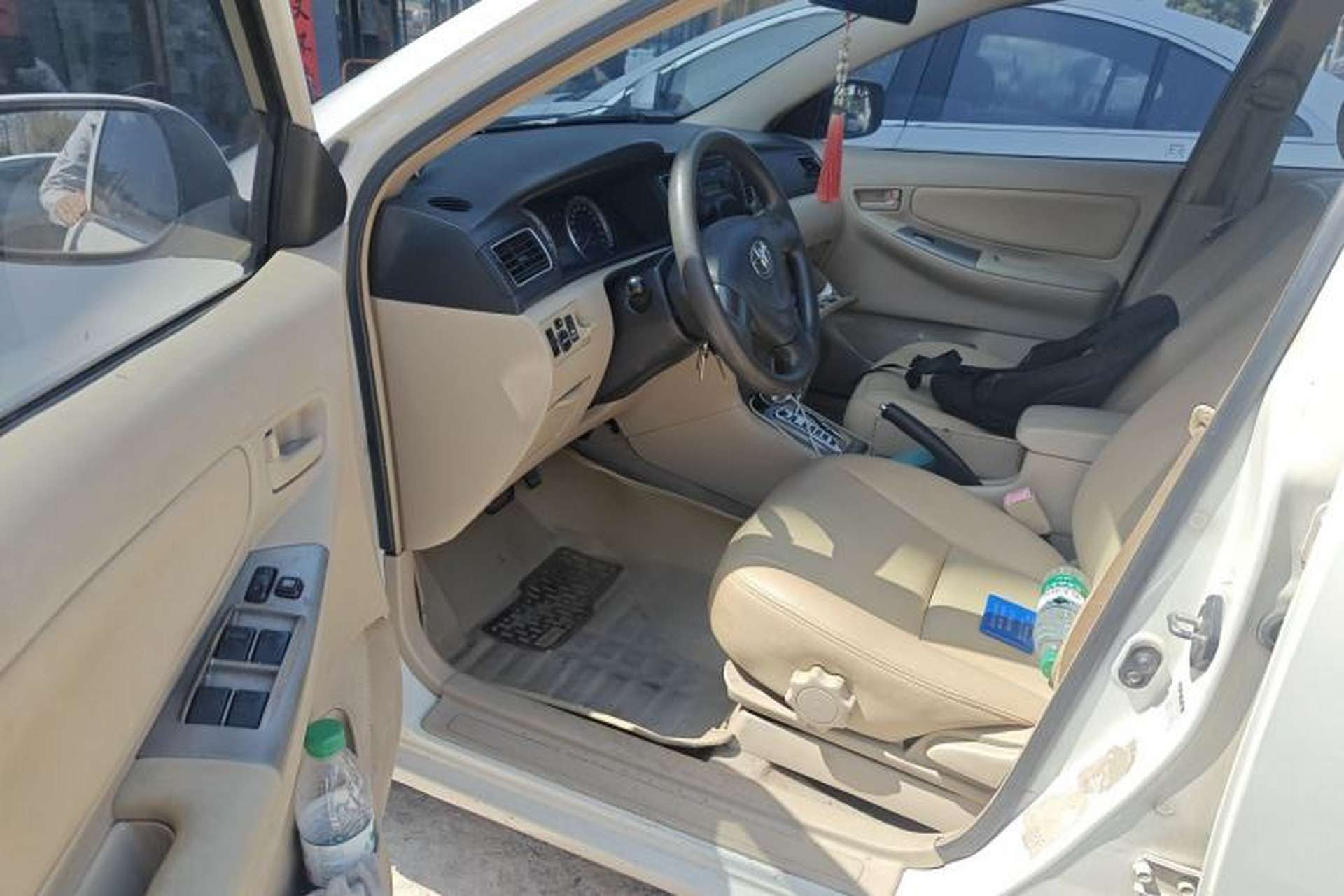 Used Toyota Corolla EX 2013 1.6L Automatic Luxury Edition Driver Seat