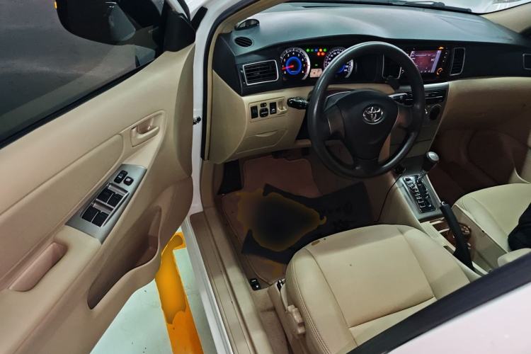 Used Toyota Corolla EX 2013 1.6L Automatic Excellence Edition Driver Seat