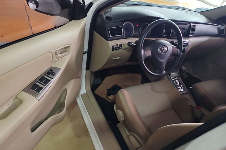 Used Toyota Corolla EX 2013 1.6L Automatic Excellence Edition Driver Seat