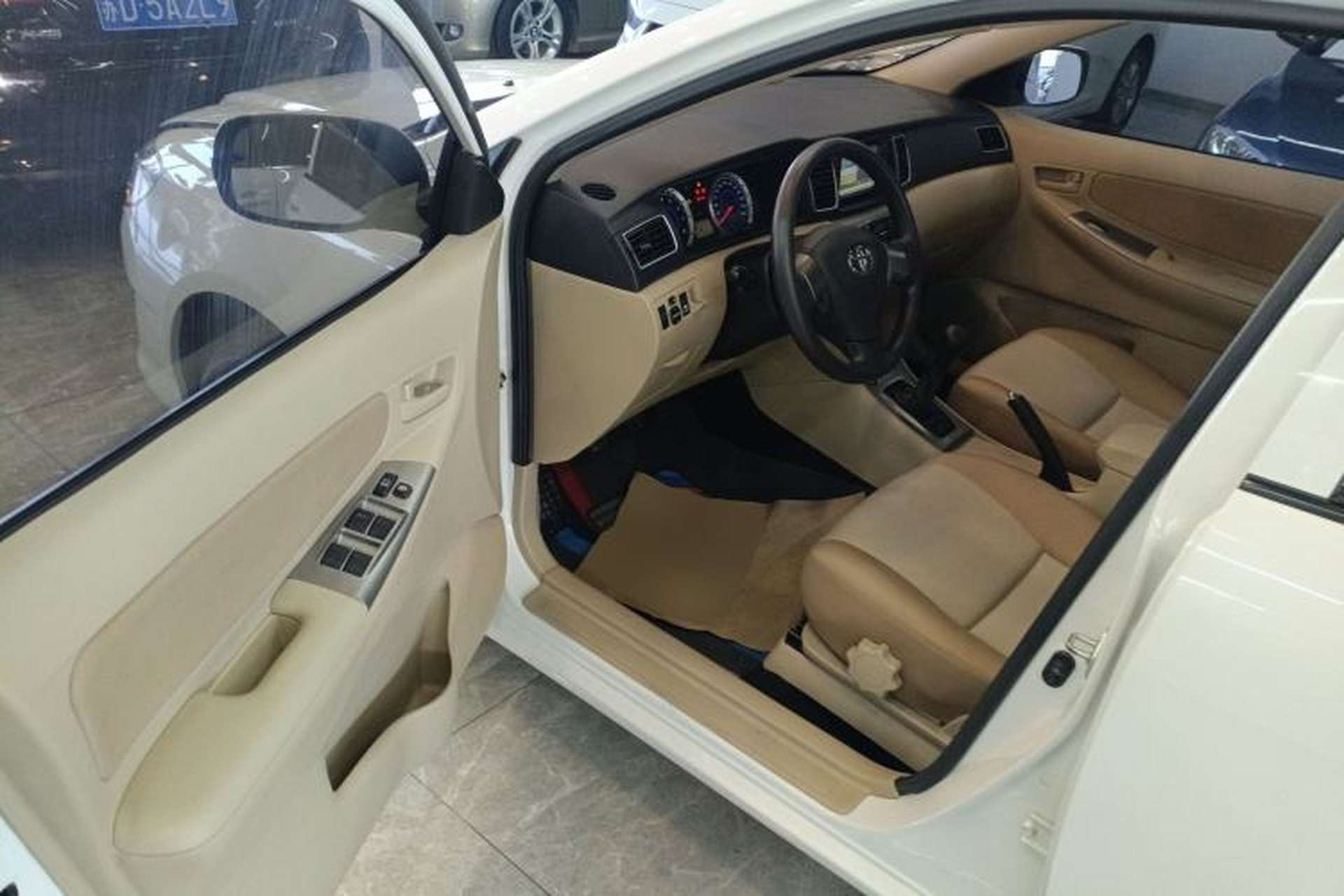 Used Toyota Corolla EX 2013 1.6L Manual Excellence Edition Driver Seat