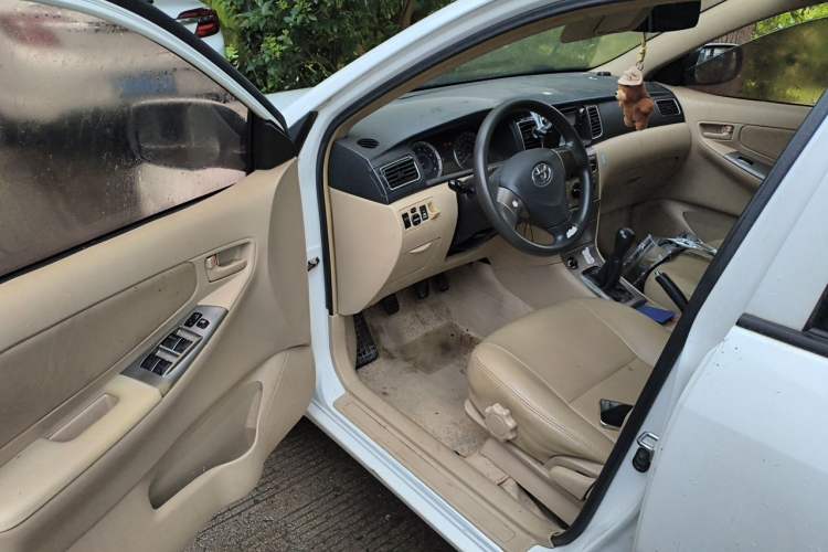 Used Toyota Corolla EX 2013 1.6L Manual Excellence Edition Driver Seat