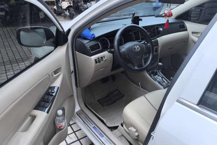 Used Toyota Corolla EX 2013 1.6L Automatic Excellence Edition Driver Seat