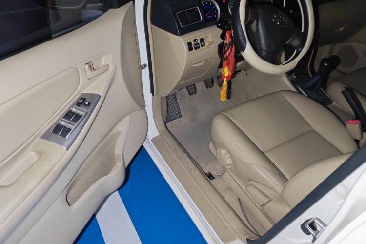 Used Toyota Corolla EX 2013 1.6L Manual Excellence Edition Driver Seat