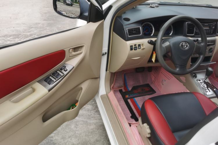 Used Toyota Corolla EX 2013 1.6L Automatic Excellence Edition Driver Seat