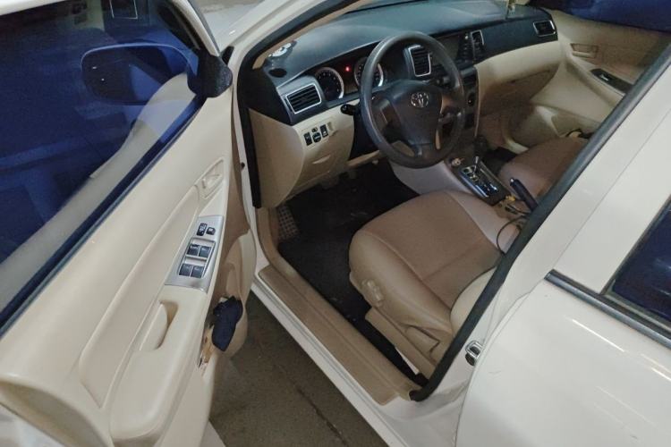 Used Toyota Corolla EX 2013 1.6L Automatic Excellence Edition Driver Seat