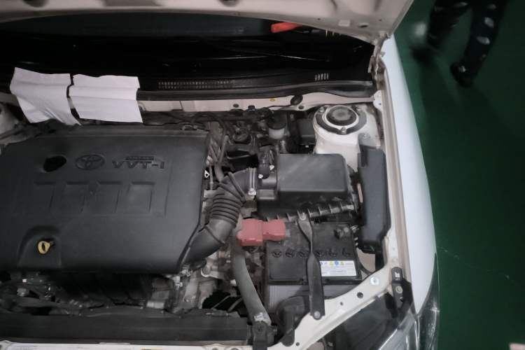 Used Toyota Corolla EX 2013 1.6L Manual Excellence Edition Engine Bay Left