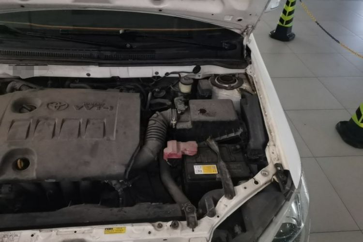Used Toyota Corolla EX 2013 1.6L Automatic Excellence Edition Engine Bay Left
