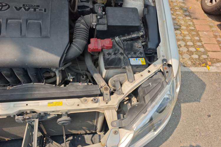 Used Toyota Corolla EX 2013 1.6L Automatic Excellence Edition Engine Bay Left