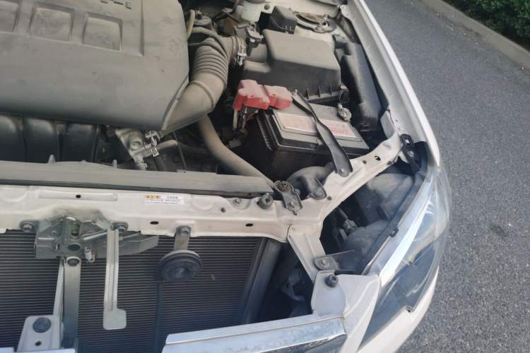 Used Toyota Corolla EX 2013 1.6L Automatic Luxury Edition Engine Bay Left