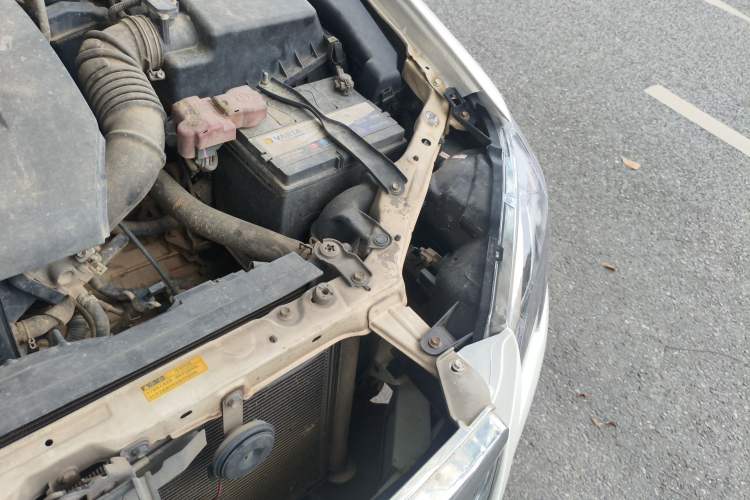 Used Toyota Corolla EX 2013 1.6L Automatic Luxury Edition Engine Bay Left