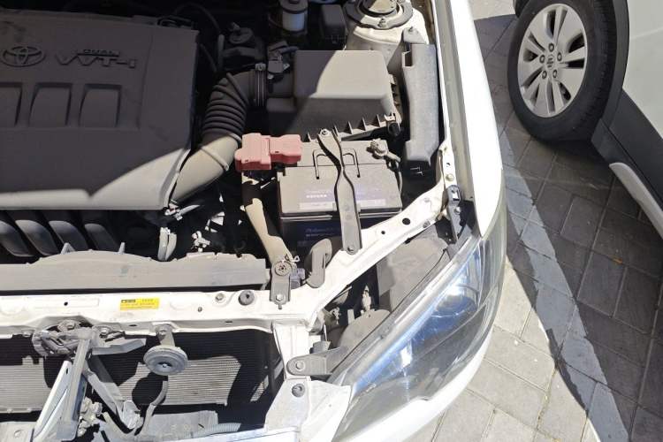 Used Toyota Corolla EX 2013 1.6L Automatic Excellence Edition Engine Bay Left