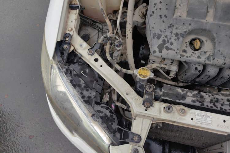 Used Toyota Corolla EX 2013 1.6L Manual Luxury Edition Engine Bay Right