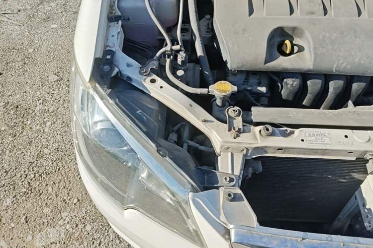 Used Toyota Corolla EX 2013 1.6L Manual Excellence Edition Engine Bay Right