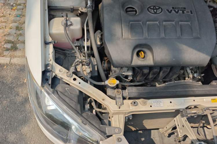 Used Toyota Corolla EX 2013 1.6L Automatic Excellence Edition Engine Bay Right