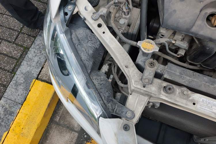 Used Toyota Corolla EX 2013 1.6L Automatic Excellence Edition Engine Bay Right