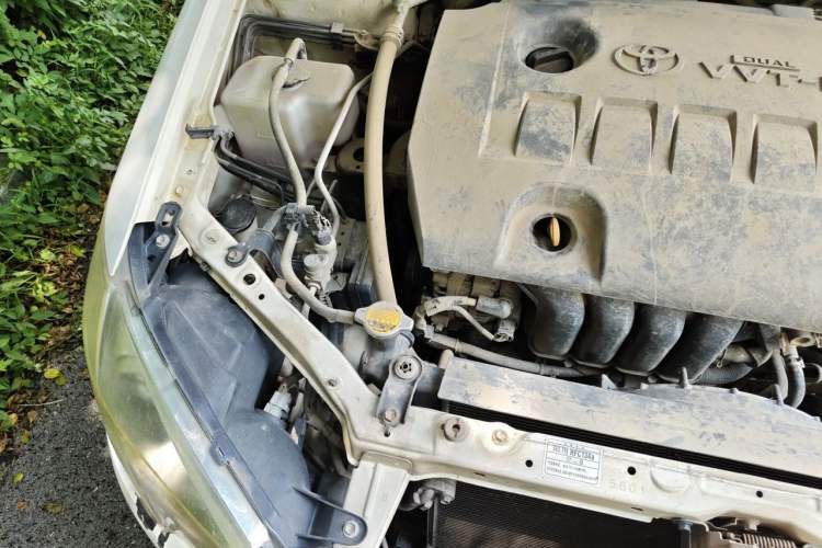 Used Toyota Corolla EX 2013 1.6L Automatic Luxury Edition Engine Bay Right