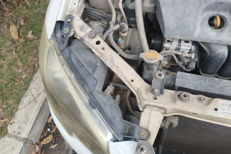 Used Toyota Corolla EX 2013 1.6L Automatic Luxury Edition Engine Bay Right