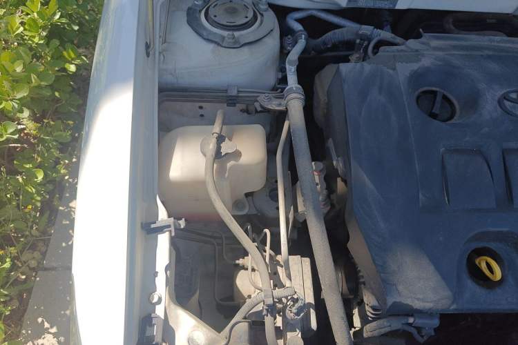 Used Toyota Corolla EX 2013 1.6L Automatic Excellence Edition Engine Bay Right