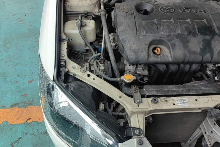 Used Toyota Corolla EX 2013 1.6L Automatic Luxury Edition Engine Bay Right