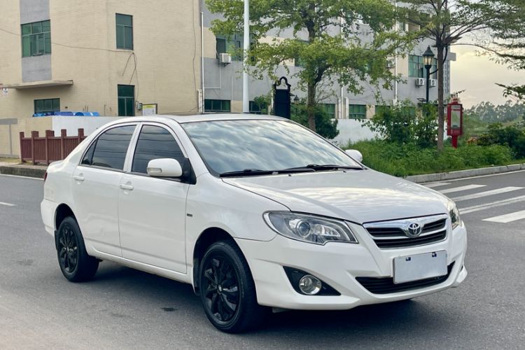 Used Toyota Corolla EX 2013 1.6L Automatic Excellence Edition Exterior 1