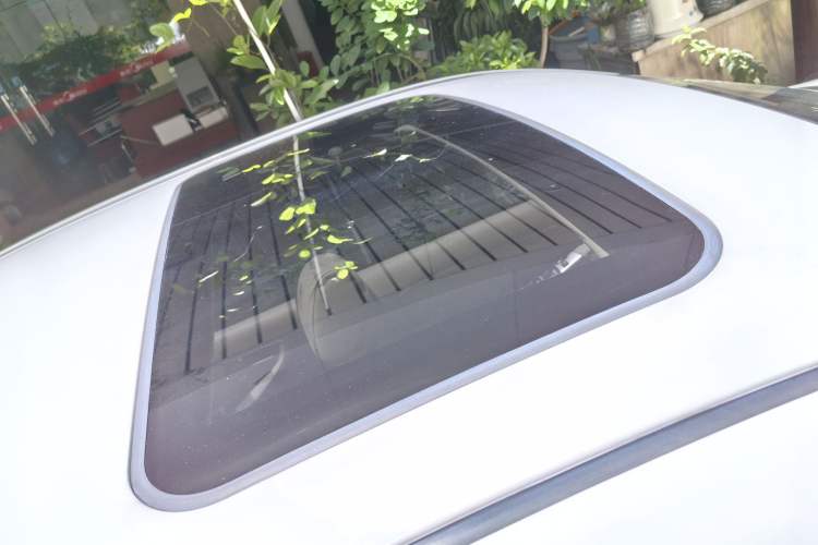 Used Toyota Corolla EX 2013 1.6L Manual Excellence Edition Exterior 5