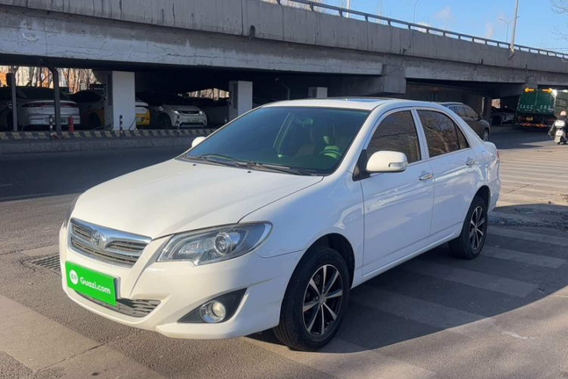 Used Toyota Corolla EX 2013 1.6L Manual Excellence Edition Exterior 5
