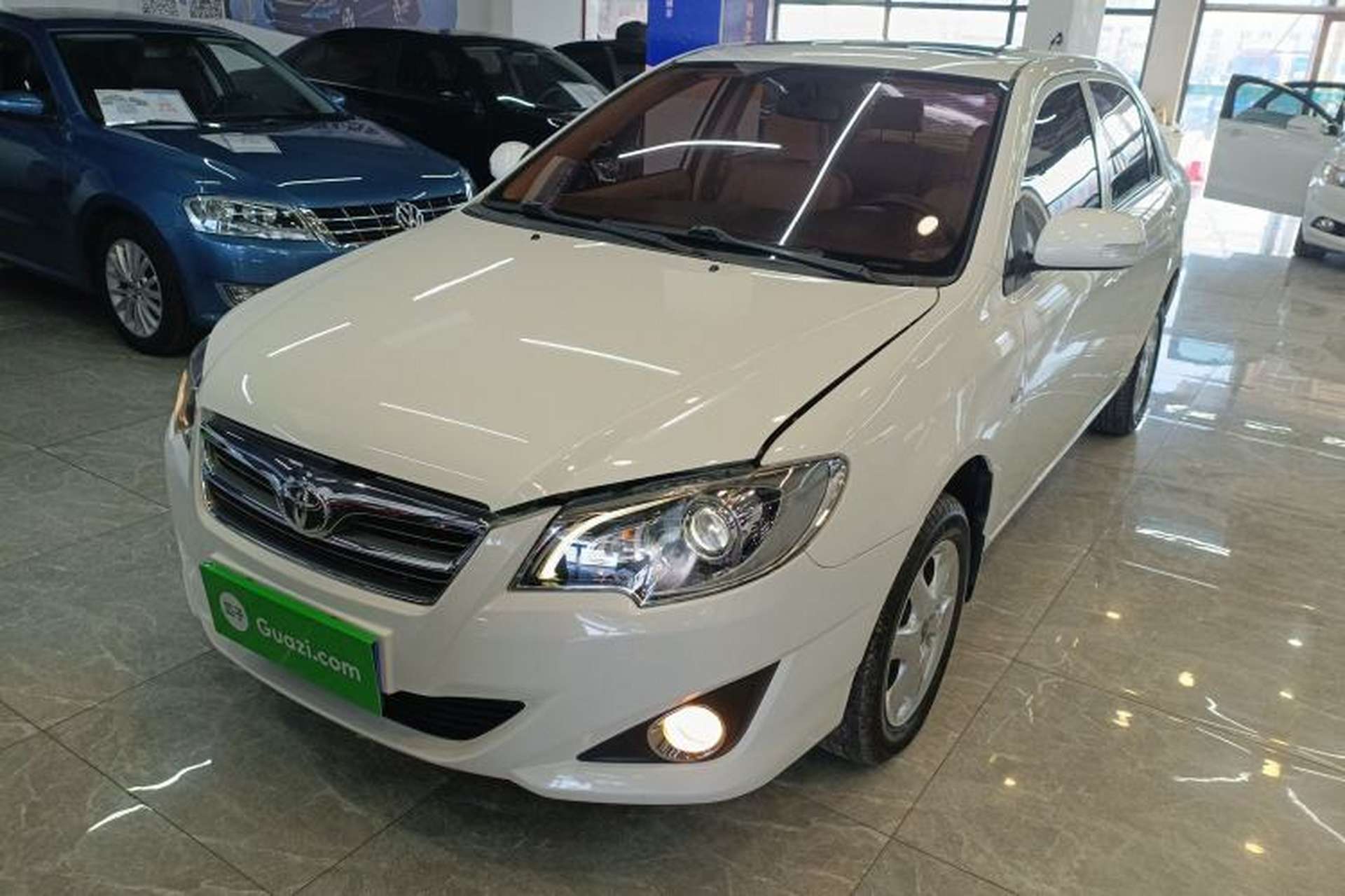 Used Toyota Corolla EX 2013 1.6L Manual Excellence Edition Front Left 45 Deg
