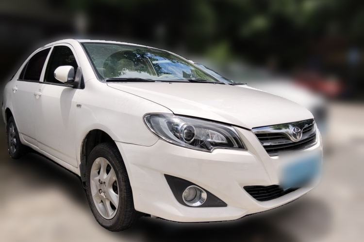 Used Toyota Corolla EX 2013 1.6L Automatic Luxury Edition Front Right 45 Deg