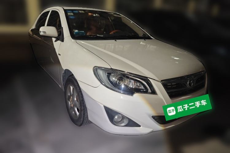 Used Toyota Corolla EX 2013 1.6L Automatic Luxury Edition Front Right 45 Deg