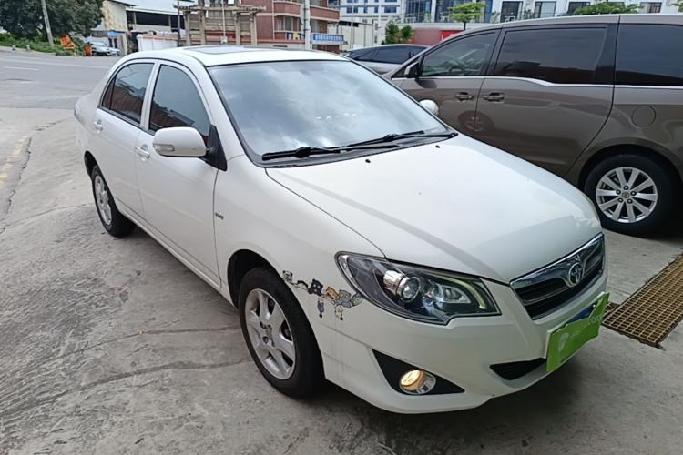 Used Toyota Corolla EX 2013 1.6L Automatic Excellence Edition Front Right 45 Deg