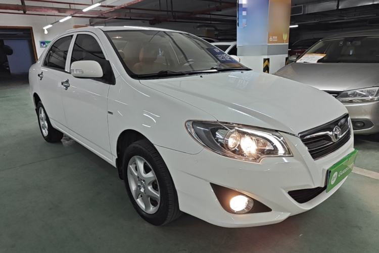 Used Toyota Corolla EX 2013 1.6L Manual Excellence Edition Front Right 45 Deg