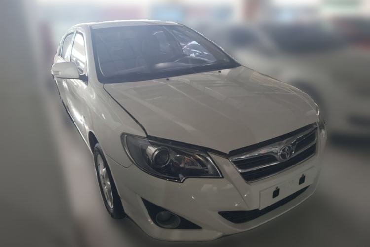 Used Toyota Corolla EX 2013 1.6L Manual Excellence Edition Front Right 45 Deg
