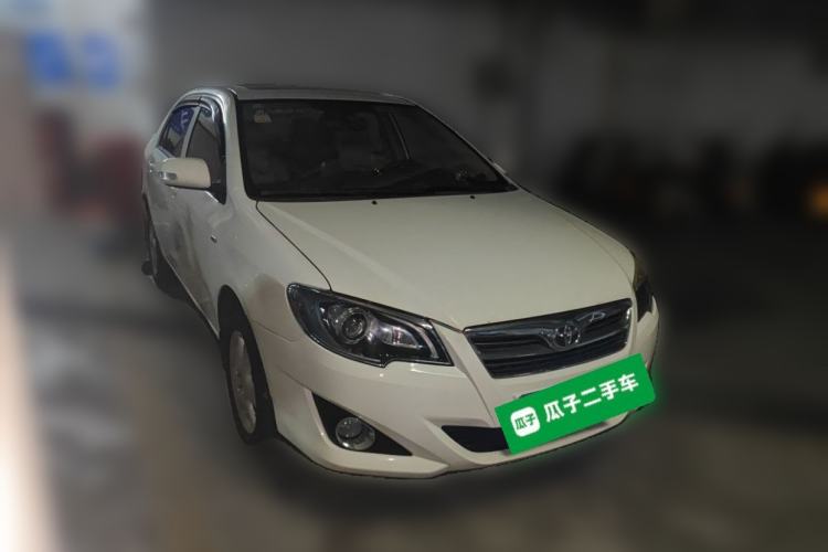 Used Toyota Corolla EX 2013 1.6L Automatic Luxury Edition Front Right 45 Deg