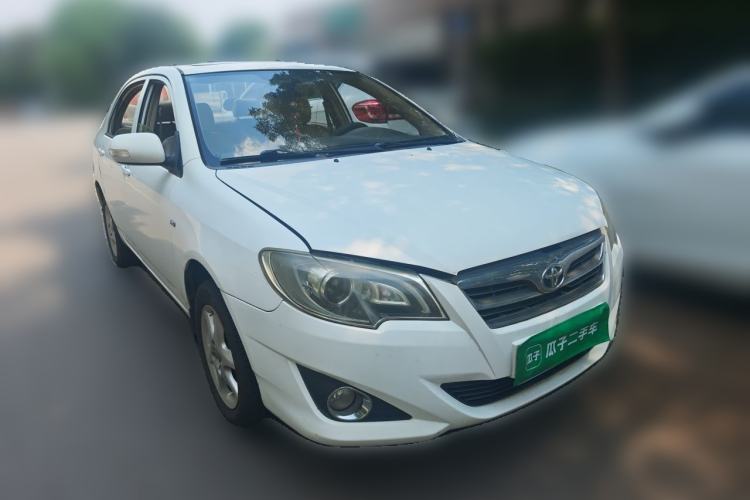 Used Toyota Corolla EX 2013 1.6L Automatic Luxury Edition Front Right 45 Deg