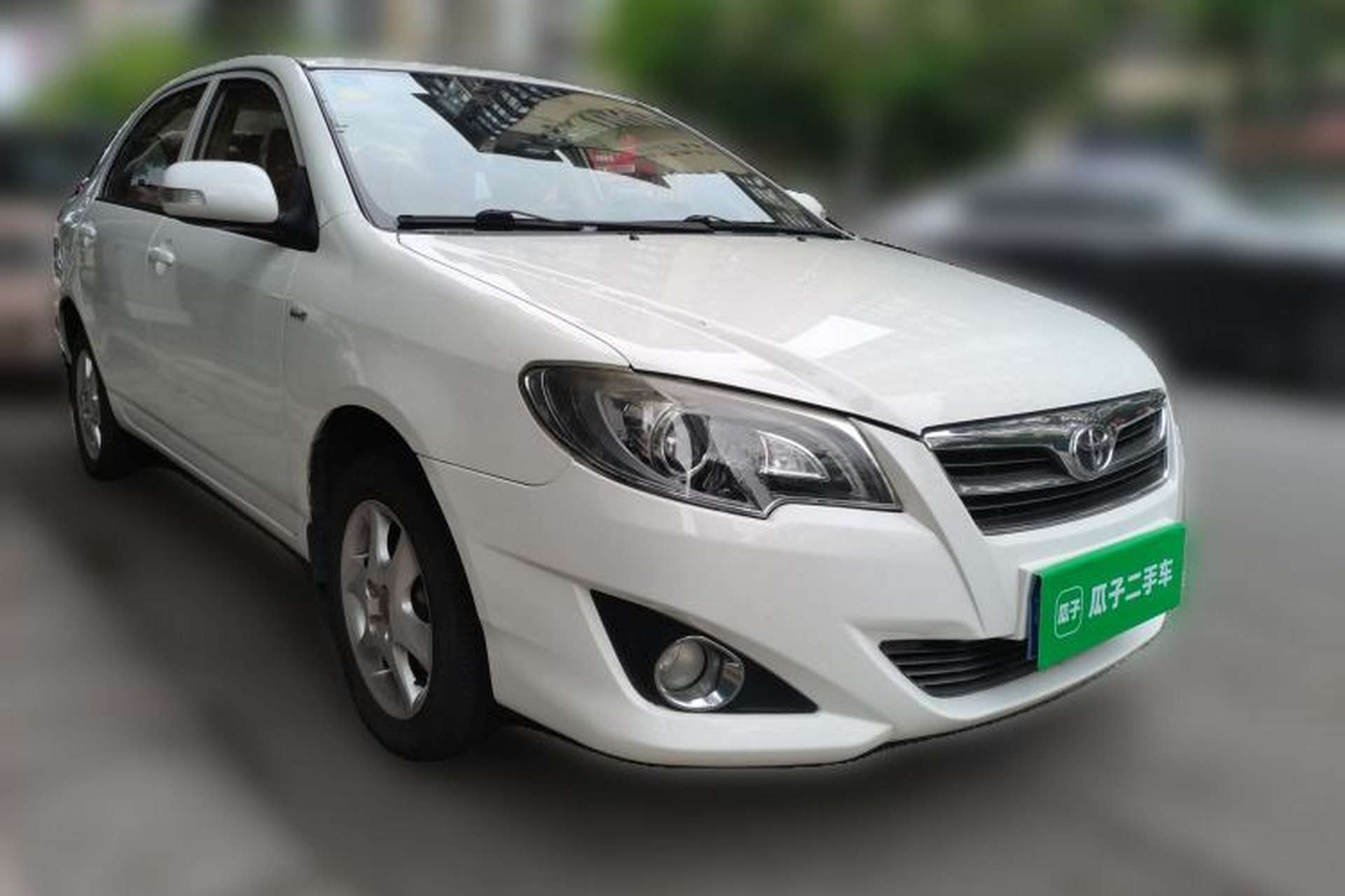 Used Toyota Corolla EX 2013 1.6L Automatic Luxury Edition Front Right 45 Deg