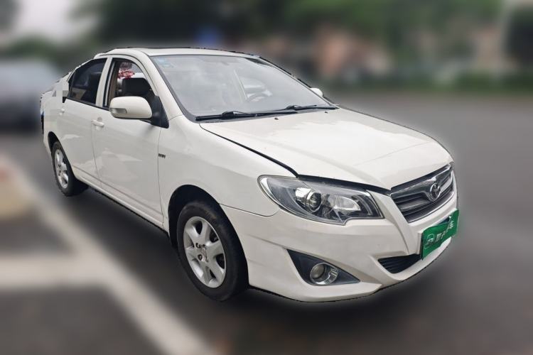 Used Toyota Corolla EX 2013 1.6L Automatic Luxury Edition Front Right 45 Deg