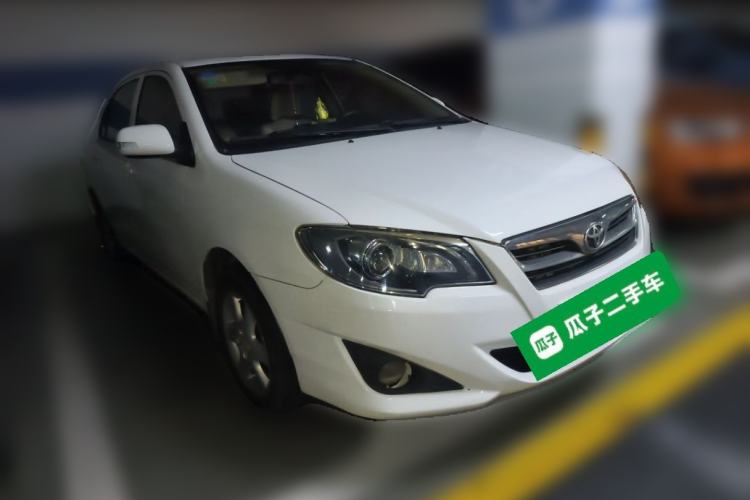 Used Toyota Corolla EX 2013 1.6L Automatic Luxury Edition Front Right 45 Deg
