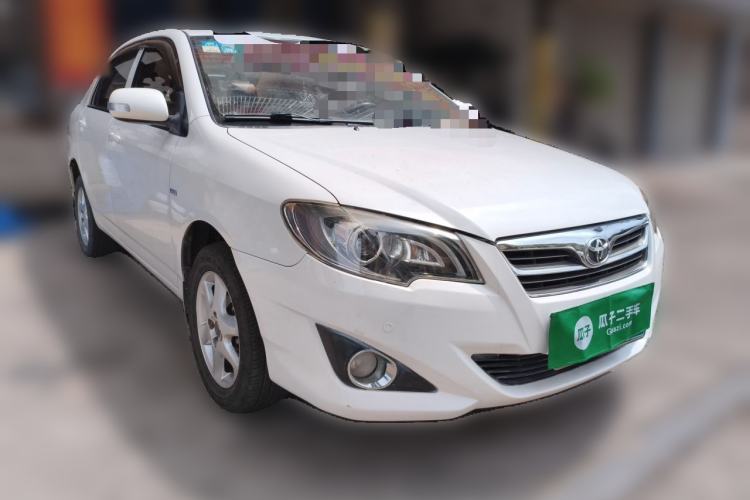 Used Toyota Corolla EX 2013 1.6L Automatic Luxury Edition Front Right 45 Deg