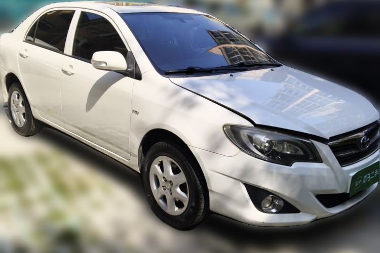 Used Toyota Corolla EX 2013 1.6L Automatic Luxury Edition Front Right 45 Deg