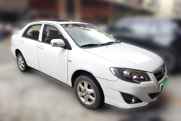 Used Toyota Corolla EX 2013 1.6L Automatic Luxury Edition Front Right 45 Deg