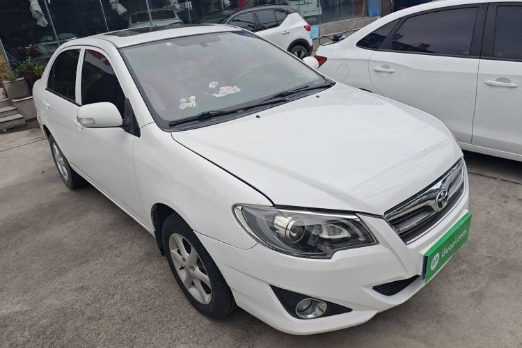 Used Toyota Corolla EX 2013 1.6L Manual Excellence Edition Front Right 45 Deg