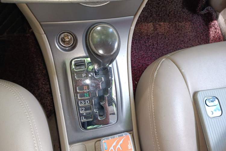 Used Toyota Corolla EX 2013 1.6L Automatic Excellence Edition Gear Lever